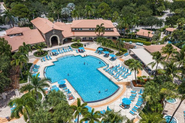 461 Pumpkin Drive, Palm Beach Gardens, FL 33410