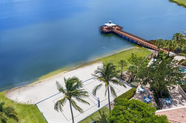 461 Pumpkin Drive, Palm Beach Gardens, FL 33410