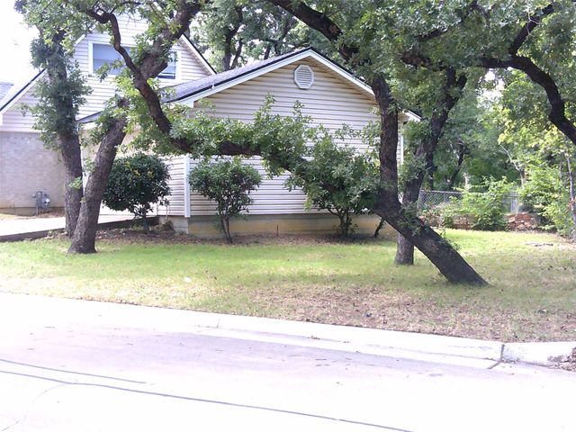 4509 Burke Road, Fort Worth, TX 76119