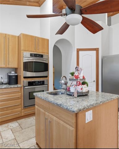 12751 Palmetto Pines DR, Cape Coral, FL 33909