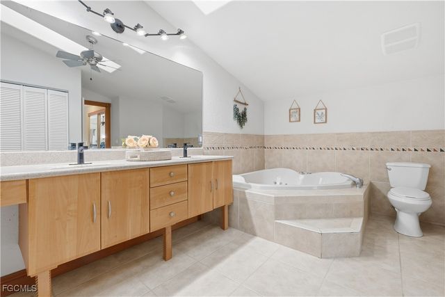 12751 Palmetto Pines DR, Cape Coral, FL 33909