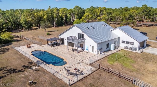 12751 Palmetto Pines DR, Cape Coral, FL 33909