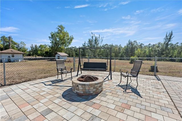 12751 Palmetto Pines DR, Cape Coral, FL 33909