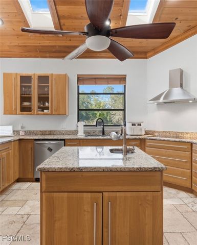 12751 Palmetto Pines DR, Cape Coral, FL 33909