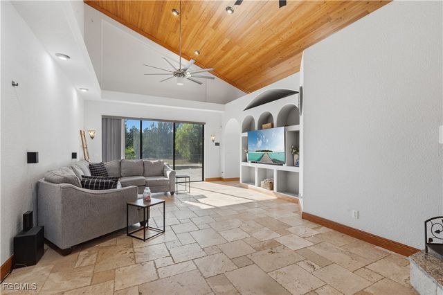 12751 Palmetto Pines DR, Cape Coral, FL 33909