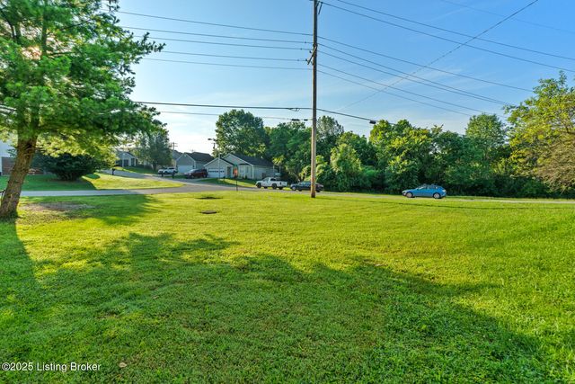 1108 Palisades Dr, Frankfort, KY 40601