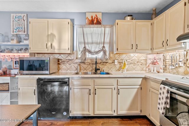 1108 Palisades Dr, Frankfort, KY 40601