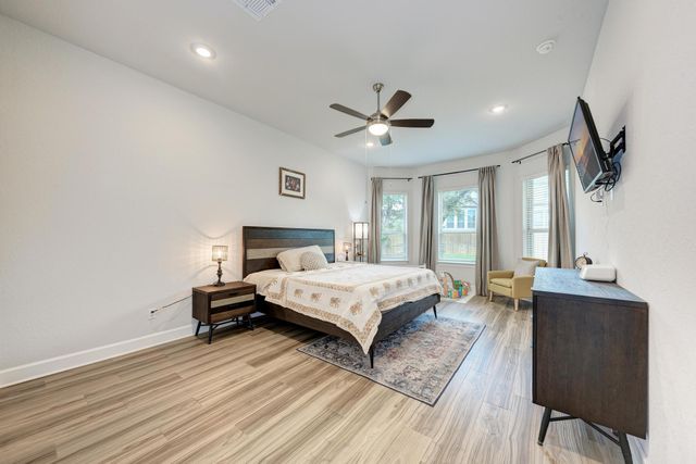 1105 White Daisy LN, Georgetown, TX 78628