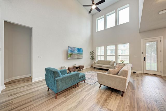 1105 White Daisy LN, Georgetown, TX 78628
