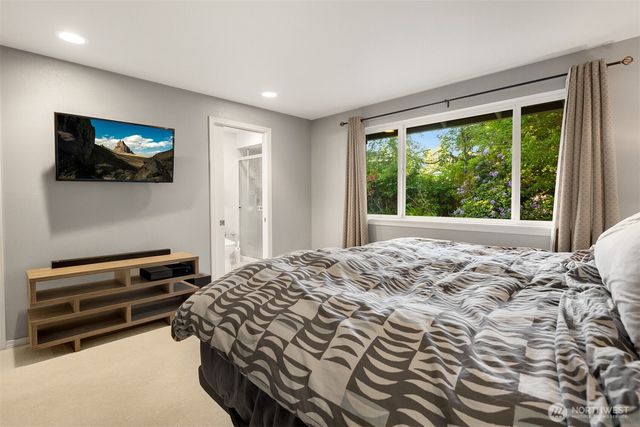14211 SE 162nd Place, Renton, WA 98058