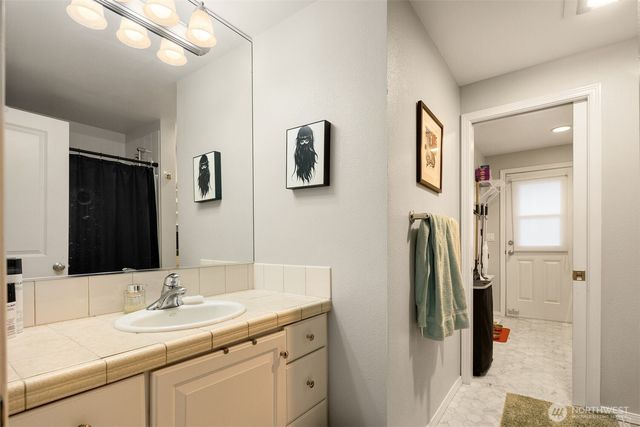 14211 SE 162nd Place, Renton, WA 98058