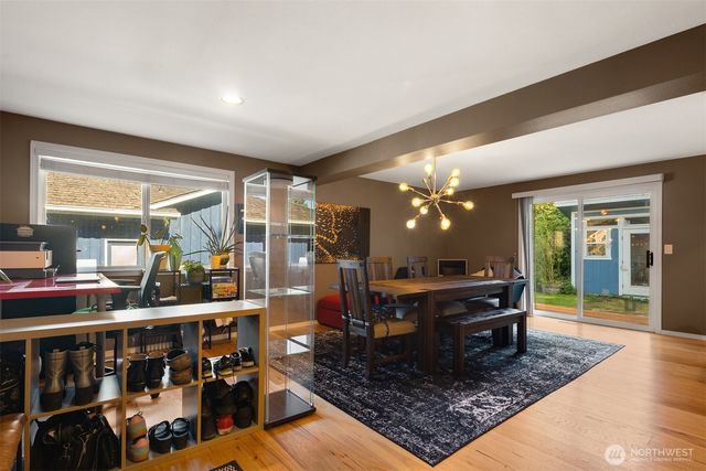 14211 SE 162nd Place, Renton, WA 98058