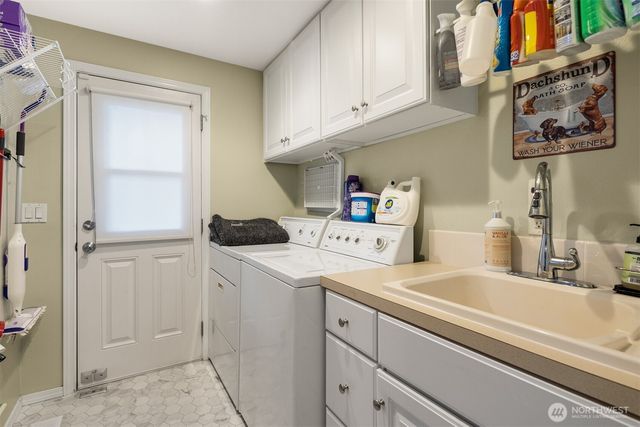 14211 SE 162nd Place, Renton, WA 98058