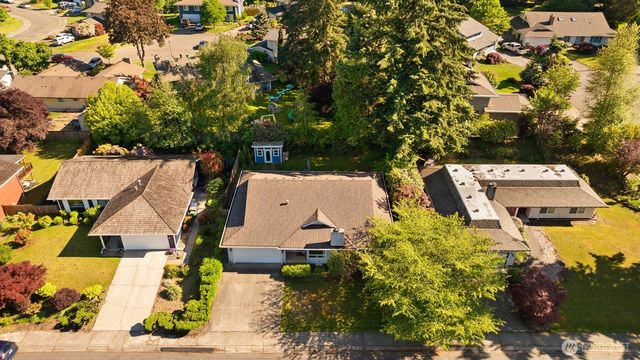 14211 SE 162nd Place, Renton, WA 98058