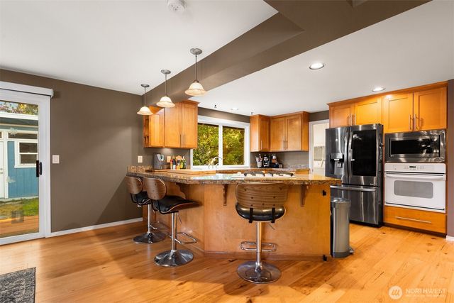 14211 SE 162nd Place, Renton, WA 98058