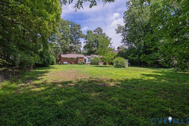 14616 Rivermont Rd, Chester, VA 23836
