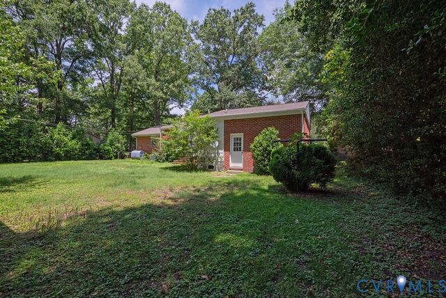 14616 Rivermont Rd, Chester, VA 23836