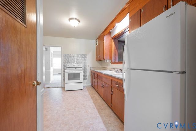 14616 Rivermont Rd, Chester, VA 23836