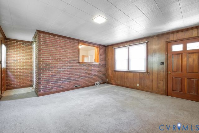 14616 Rivermont Rd, Chester, VA 23836