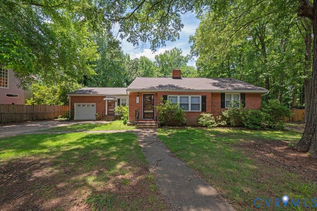 14616 Rivermont Rd, Chester, VA 23836