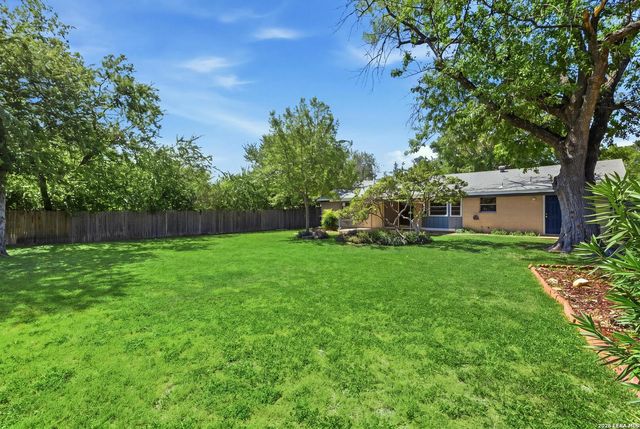 611 INDIGO ST, San Antonio, TX 78216
