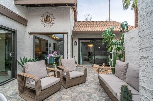 2234 S Linden Way E, Palm Springs, CA 92264