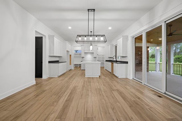 63744 Mulberry Drive, Washington, MI 48095