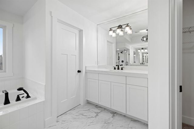 63744 Mulberry Drive, Washington, MI 48095