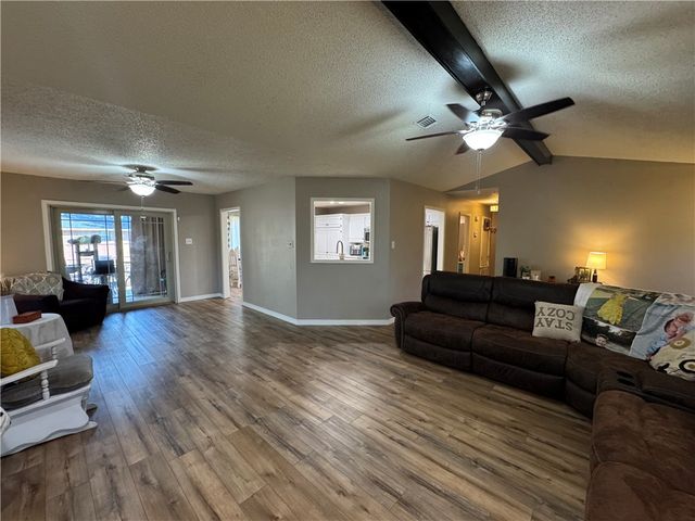 1001 S Seattle Avenue, Russellville, AR 72801