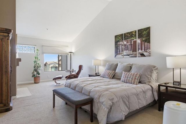 12 Clover Lane, San Carlos, CA 94070