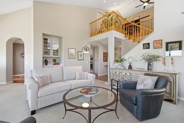 12 Clover Lane, San Carlos, CA 94070