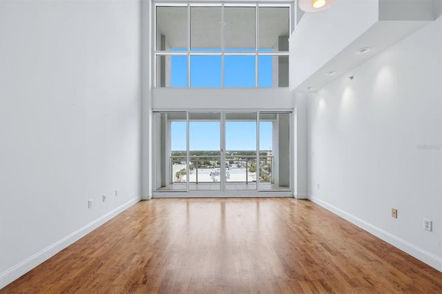 1990 MAIN STREET 4, Sarasota, FL 34236