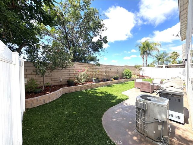 29095 Blue Moon Drive, Menifee, CA 92584