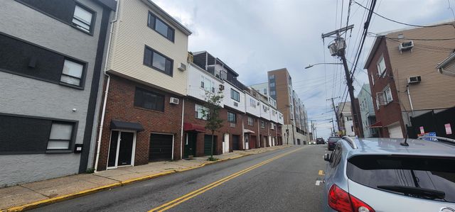 509 70TH ST, Guttenberg, NJ 07093