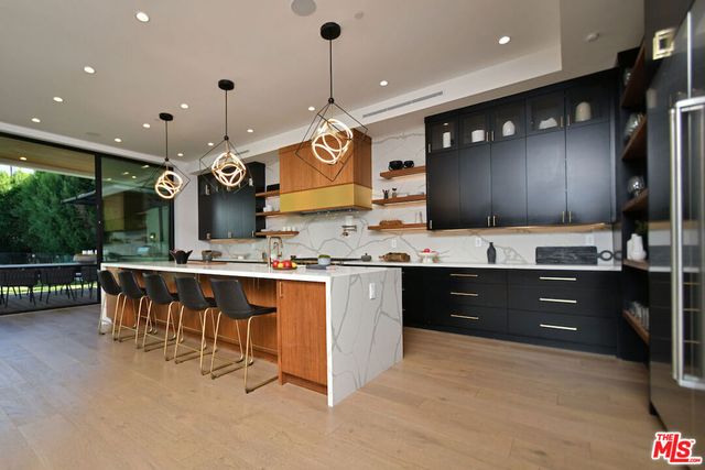 4544 Woodley Avenue, Encino, CA 91436