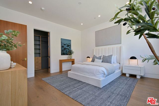 4544 Woodley Avenue, Encino, CA 91436