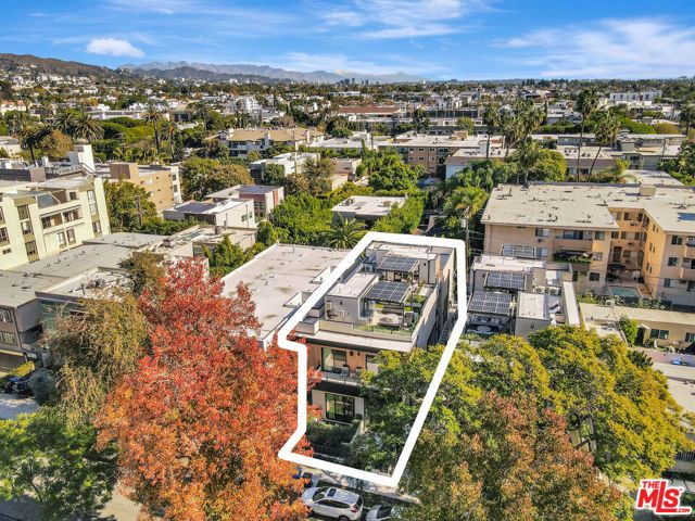 652 Huntley Drive 102, West Hollywood, CA 90069