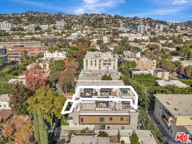 652 Huntley Drive 102, West Hollywood, CA 90069