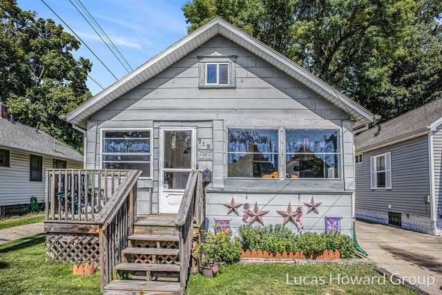 712 Lenore Avenue, Lansing, MI 48910