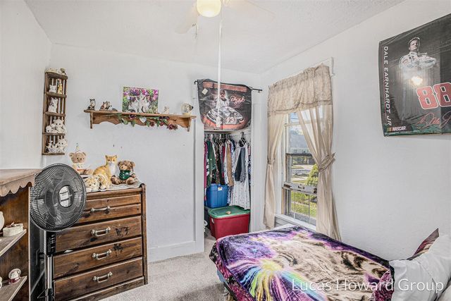 712 Lenore Avenue, Lansing, MI 48910