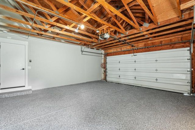 500 E Arthur DRIVE, Oak Creek, WI 53154