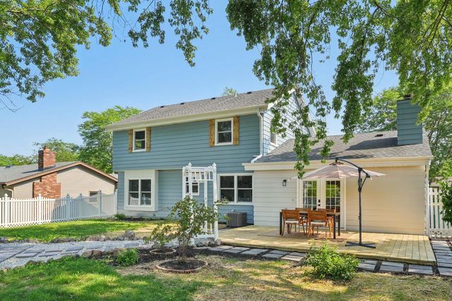 500 E Arthur DRIVE, Oak Creek, WI 53154