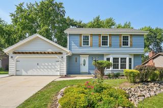 500 E Arthur DRIVE, Oak Creek, WI 53154