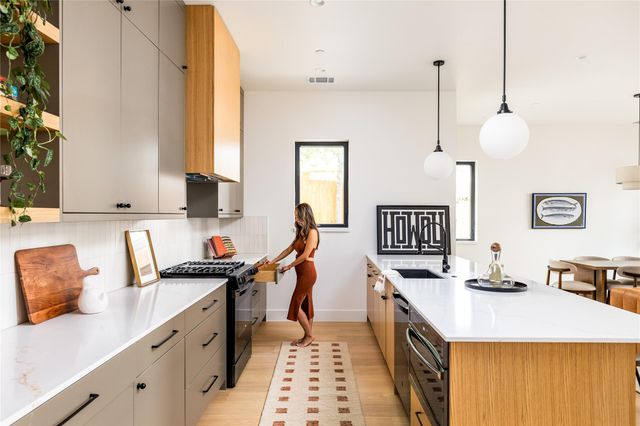 4414 South 1st ST 3, Austin, TX 78745