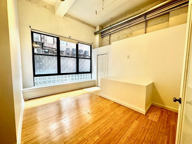 121 Beach Street 105, Boston, MA 02111