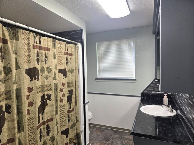 4205 Corbett Drive, Del City, OK 73115