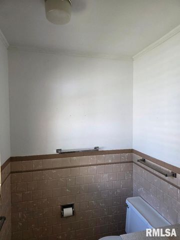 516 FREDERICK Street, Herrin, IL 62948