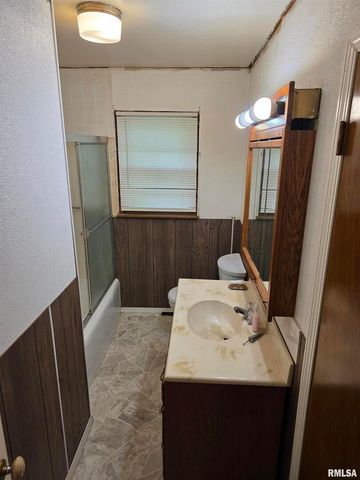 516 FREDERICK Street, Herrin, IL 62948