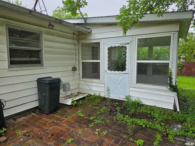 516 FREDERICK Street, Herrin, IL 62948