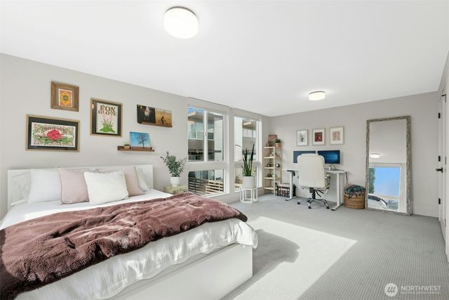 916 B 14th Avenue, Seattle, WA 98122